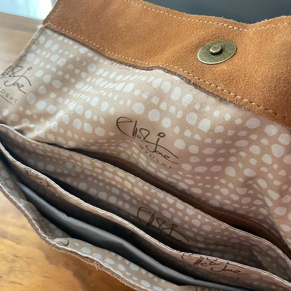 Elle Jae Gypset Cognac Suede Crossbody Handbag - Picture 5 of 11